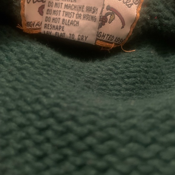 Vintage 1996 Heirloom Collectibles Children sweater - Picture 7 of 7